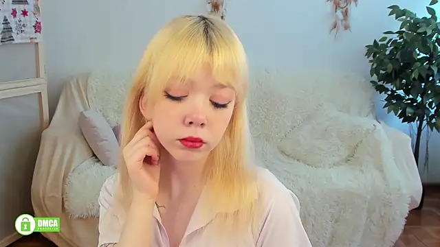 Rochelle kitty online show from 13, 4, 2026