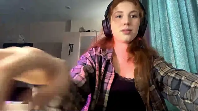 AliceCarrol online show from 21, 2, 2026