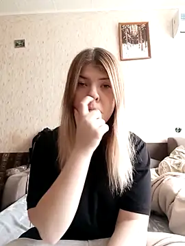 Snapshot of EvaTallor chatting on 2, 3, 2026 EvaTallor online show from 2, 3, 2026