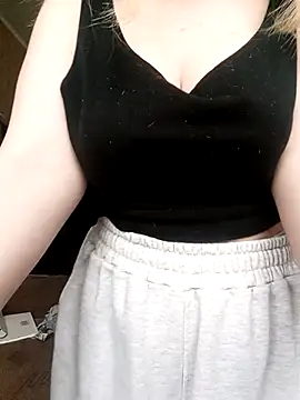 EvaTallor online show from 15, 4, 2026