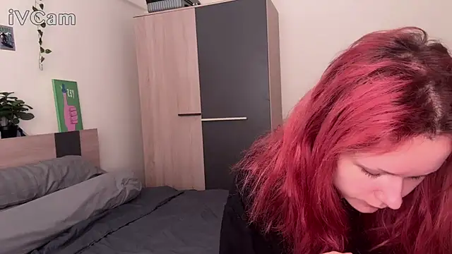 pixieyes00n online show from 15, 2, 2026