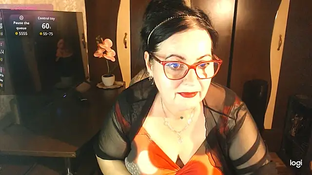 exiMIlf online show from 10, 6, 2026