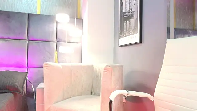 Sweet Sofiii  online show from 14, 4, 2026