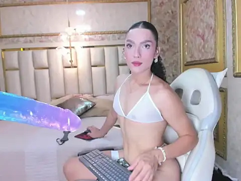 Veronica hottie online show from 14, 3, 2026