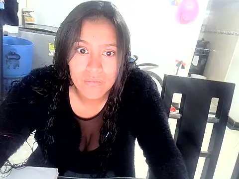 luna E online show from 17, 4, 2026