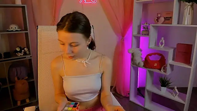 ElliFrankenweenie online show from 23, 2, 2026