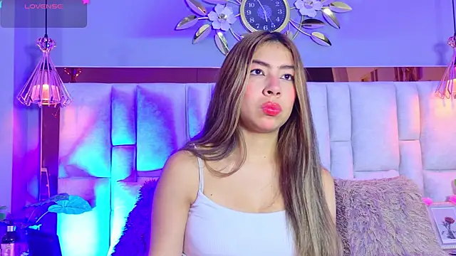 Snapshot of ValeryGomezz chatting on 1, 7, 2026 ValeryGomezz online show from 1, 7, 2026