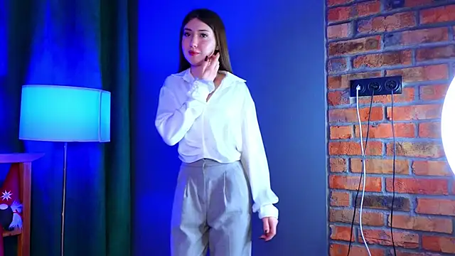 Snapshot of AliceZimmer chatting on 12, 2, 2026 AliceZimmer online show from 12, 2, 2026