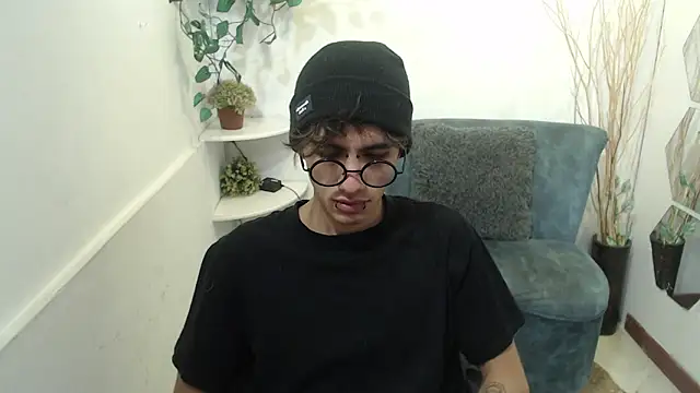 AaronBeer  online show from 26, 2, 2026