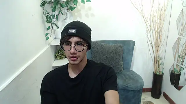 AaronBeer  online show from 14, 2, 2026