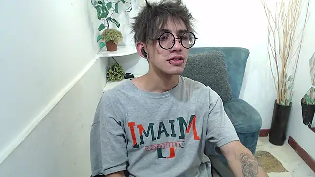 AaronBeer  online show from 23, 2, 2026