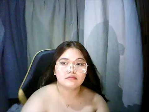 xia xoxo  online show from 8, 5, 2026