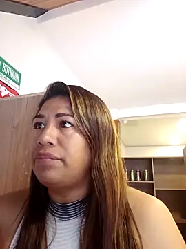 eva vidal  online show from 4, 4, 2026