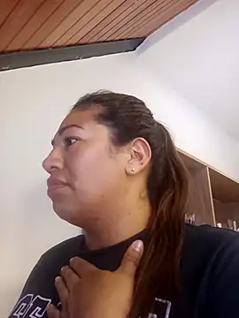 eva vidal  online show from 20, 4, 2026