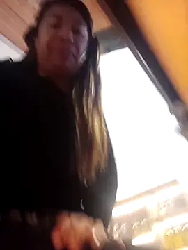 eva vidal  online show from 17, 4, 2026