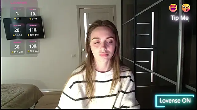  julia wonderful  online show from 13, 4, 2026