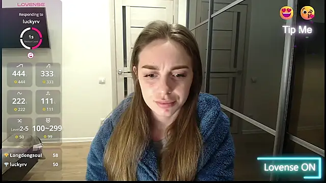  julia wonderful  online show from 11, 4, 2026