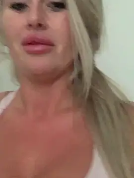 ArabellaJames online show from 5, 3, 2026