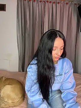  Mia kiss  online show from 15, 2, 2026