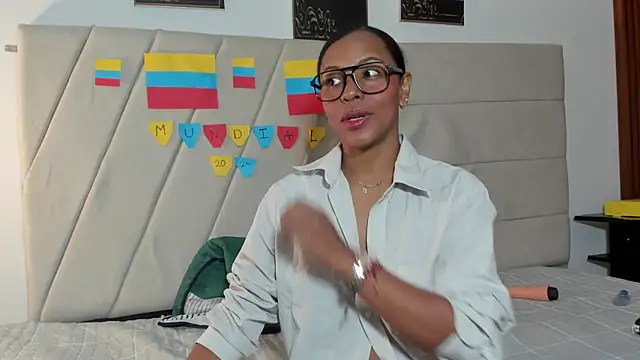 Snapshot of samaraa_smith1 chatting on 16, 7, 2026 samaraa smith1 online show from 16, 7, 2026