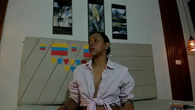Snapshot of samaraa_smith1 chatting on 4, 7, 2026 samaraa smith1 online show from 4, 7, 2026