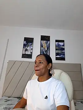 samaraa smith1 online show from 24, 4, 2026