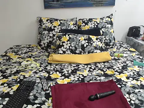 Snapshot of MissRedHotRaven chatting on 22, 2, 2026 MissRedHotRaven online show from 22, 2, 2026