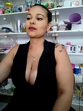 haffsa   online show from 8, 5, 2026