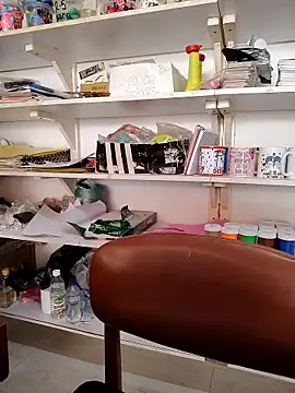 haffsa   online show from 14, 4, 2026