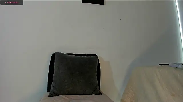 Snapshot of emma__castle chatting on 20, 2, 2026 emma castle online show from 20, 2, 2026