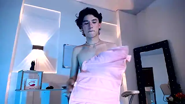 jullian ricci online show from 15, 7, 2026