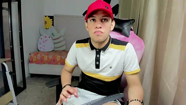 Top and bottom online show from 5, 4, 2026