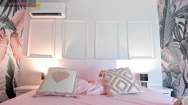 Snapshot of Hada_Magica chatting on 18, 2, 2026 Hada Magica online show from 18, 2, 2026