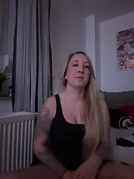 Snapshot of Ninimaus chatting on 11, 2, 2026 Ninimaus online show from 11, 2, 2026