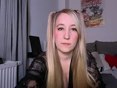 Snapshot of Ninimaus chatting on 13, 2, 2026 Ninimaus online show from 13, 2, 2026