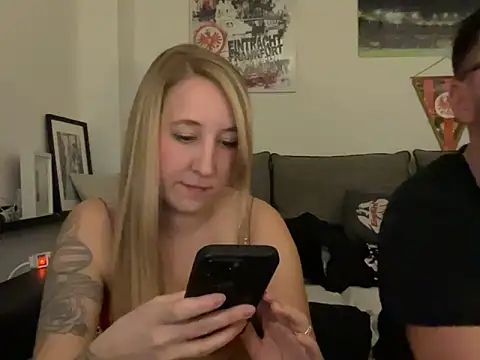 Snapshot of Ninimaus chatting on 25, 2, 2026 Ninimaus online show from 25, 2, 2026