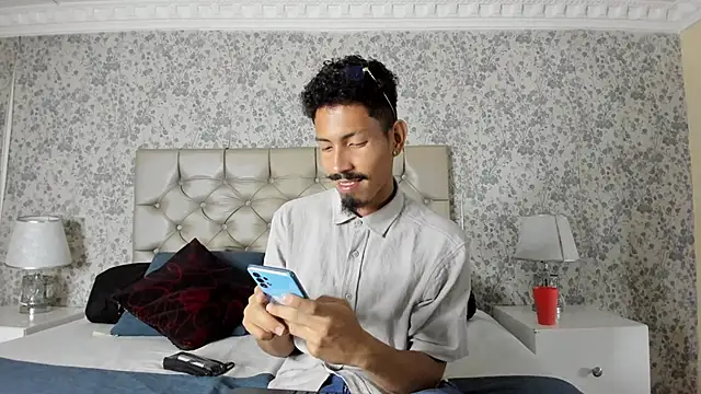 NoaahTylor online show from 27, 3, 2026