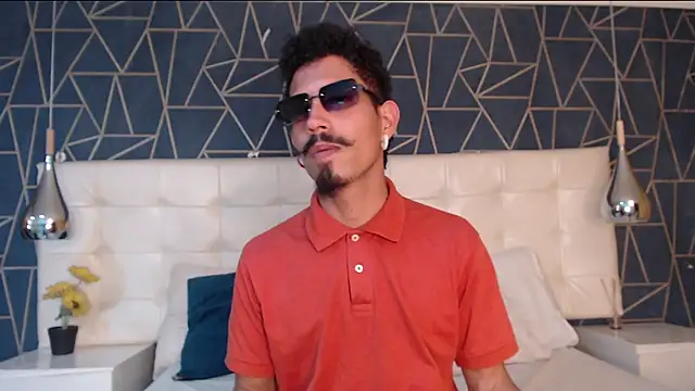 Snapshot of NoaahTylor chatting on 16, 2, 2026 NoaahTylor online show from 16, 2, 2026