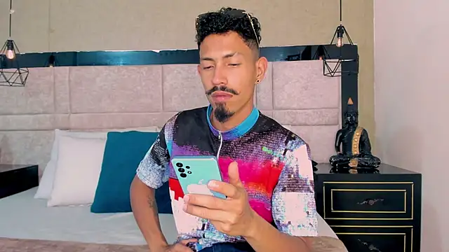 NoaahTylor online show from 15, 3, 2026