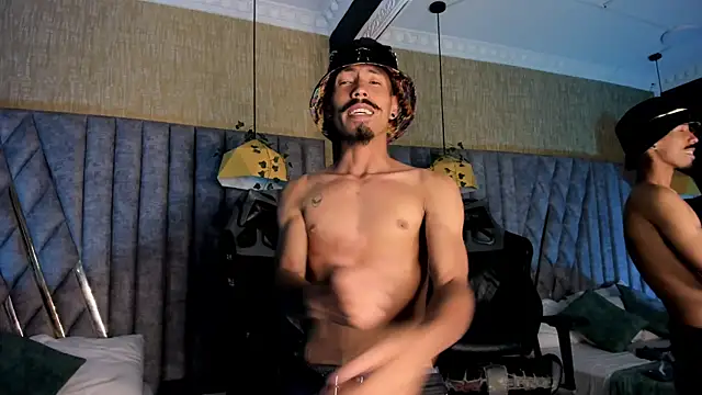 NoaahTylor online show from 20, 3, 2026