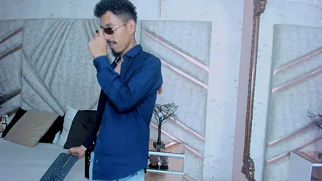 NoaahTylor online show from 10, 3, 2026