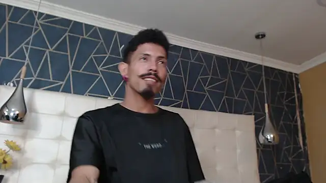 Snapshot of NoaahTylor chatting on 11, 2, 2026 NoaahTylor online show from 11, 2, 2026