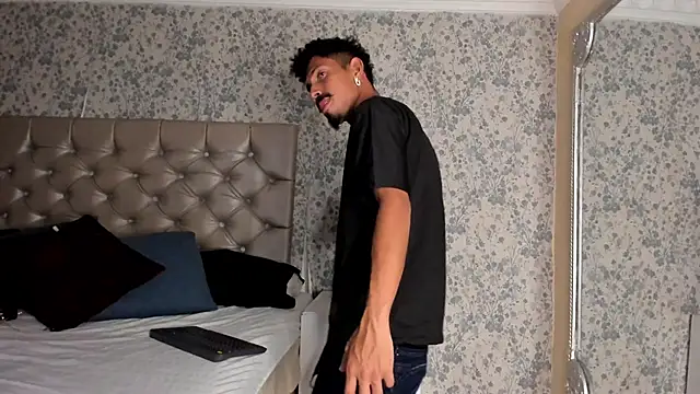 NoaahTylor online show from 7, 3, 2026