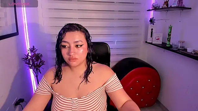 Emily Jonesh online show from 28, 5, 2026