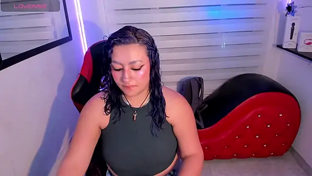 Emily Jonesh online show from 20, 5, 2026