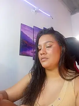 ZoeParcker online show from 5, 4, 2026