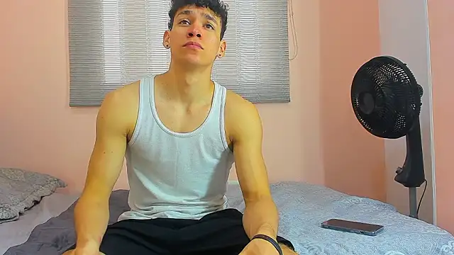 Snapshot of Muscle__Myke chatting on 21, 2, 2026 Muscle Myke online show from 21, 2, 2026