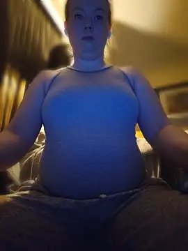 Snapshot of ShySweetheart chatting on 23, 3, 2026 ShySweetheart online show from 23, 3, 2026