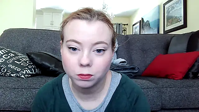 Snapshot of ShySweetheart chatting on 4, 3, 2026 ShySweetheart online show from 4, 3, 2026