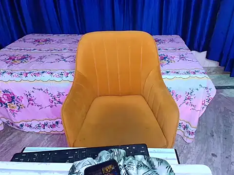 its-sarika01 online show from 10, 5, 2026